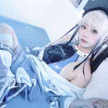 RSSRuinStreetStyle: Tracksuit x Swimsuit 2.0 Sporty Subculture Girl Enjoys Summer Messy Treats