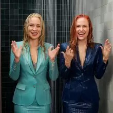 soakher: Office ladies showertime