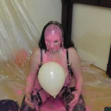 WAMfuns Messy Forfeits: Sophia Delane Gungey Balloon Popping
