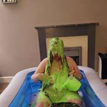 RaunchyRose: The Gunge Pool