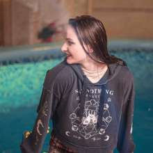 Wet Live Team: Wet and Dry Clothes Made Me Happy--I'm in the Pool