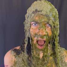 RevSlymsford: Amazing Coverage!  Heidi Takes On The Extreme Slime Challenge