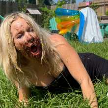 Messygirl: Two New Messygirl Downloads