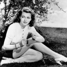 Gurph Morlicks: Lana Turner took a pie in her gorgeous face!