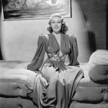 Gurph Morlicks: Lana Turner took a pie in her gorgeous face!