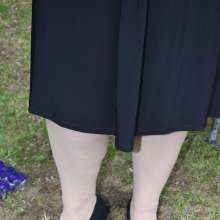 JD and Messy Andi: Cupcake Squish!  (Messy Pantyhose/Feet)