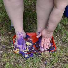 JD and Messy Andi: Cupcake Squish!  (Messy Pantyhose/Feet)