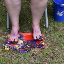 JD and Messy Andi: Cupcake Squish!  (Messy Pantyhose/Feet)