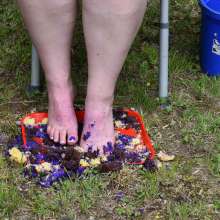 JD and Messy Andi: Cupcake Squish!  (Messy Pantyhose/Feet)
