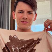 Your Wet Cat: Fox Vs Nutella Sweet Chaos on a T-Shirt!
