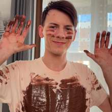 Your Wet Cat: Fox Vs Nutella Sweet Chaos on a T-Shirt!