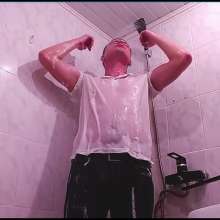 WETColours: Gordy in the Shower with White Polo and Jeans with Shampoo