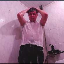 WETColours: Gordy in the Shower with White Polo and Jeans with Shampoo