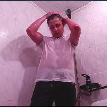 WETColours: Gordy in the Shower with White Polo and Jeans with Shampoo