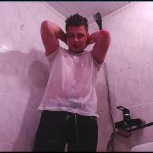 WETColours: Gordy in the Shower with White Polo and Jeans with Shampoo