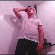 WETColours: Gordy in the Shower with White Polo and Jeans with Shampoo