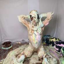 RevSlymsford: Kaydens V 10 Pies + 5 Buckets Of Foam Slime, + Chocolate Too