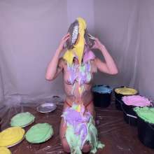 RevSlymsford: Kaydens V 10 Pies + 5 Buckets Of Foam Slime, + Chocolate Too