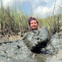 Messy Temptress: Muck Bucket Mania: Naked and Slimed With Stinky Mud!