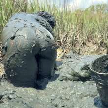 Messy Temptress: Muck Bucket Mania: Naked and Slimed With Stinky Mud!