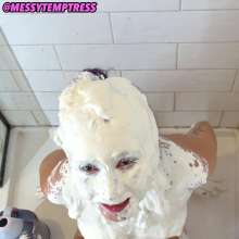 Messy Temptress: MessyTemptress Gives a Sticky Fluff Footjob!
