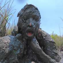 Messy Temptress: Muddy Makeout + Filthy Fucking in the Swamp!