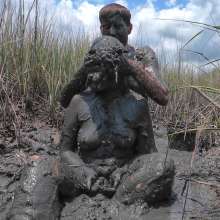 Messy Temptress: Muddy Makeout + Filthy Fucking in the Swamp!