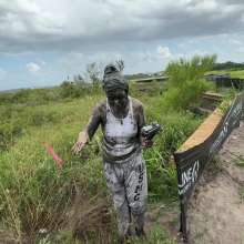 Messy Temptress: Muddy Handjob + Walk of Shame + Cleanup!  (Behind the Scenes)