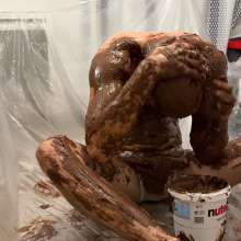 NynoGunge: Pouring 6kg of Nutella on My Body