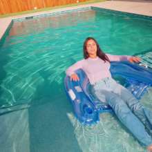 WetlookFashion: Reina Takes Her First-ever Fully-Clothed Swim Wearing Jeans