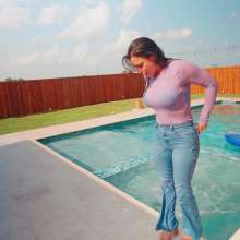 WetlookFashion: Reina Takes Her First-ever Fully-Clothed Swim Wearing Jeans
