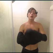 WETColours: Ross Shower with a Black Longsleeve T-shirt after the Gym