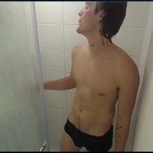 WETColours: Ross Shower with a Black Longsleeve T-shirt after the Gym