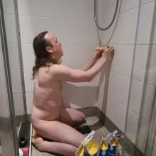 Wakka: Short Custard Gunging in the Shower at Work