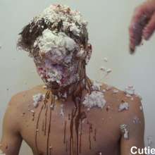 Cutiepied-production: Yannis 4 : Face Pushed into Pies