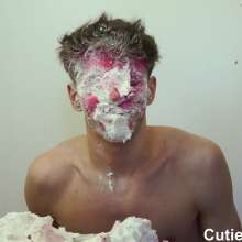Cutiepied-production: Yannis 4 : Face Pushed into Pies