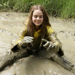 Adventureinwellies: Her muddy rainwear :)