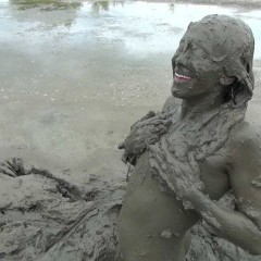 Jayce: !New DL! Jayce Has Fun in the Mud Pit Wearing a Bikini and Sneakers!