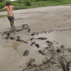 Jayce: !New DL! Jayce Has Fun in the Mud Pit Wearing a Bikini and Sneakers!
