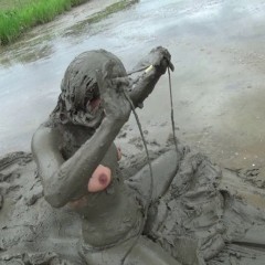 Jayce: !New DL! Jayce Has Fun in the Mud Pit Wearing a Bikini and Sneakers!