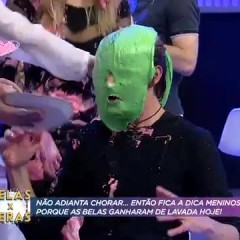 noeldavid: [Chega Mais] Brazilian Model Getting Pied