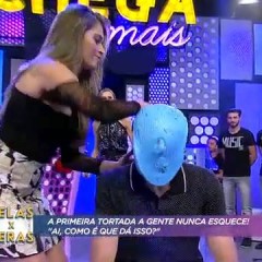 noeldavid: [Chega Mais] Brazilian Model Getting Pied