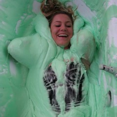 LisaMoomin: Charlotte's First Gunge Bath..