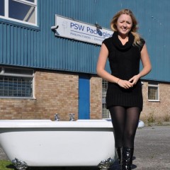 LisaMoomin: Charlotte's First Gunge Bath..
