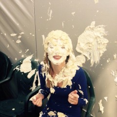 LisaMoomin: Having fun trying out pies...