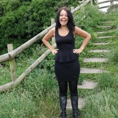 LisaMoomin: Sam Muddy!