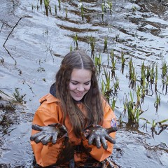Adventureinwellies: Darina having fun in her wet & muddy orange rainsuit