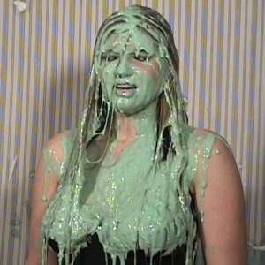 Anglefan.com: Awesome sliming of a very cute college girl