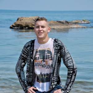 wetlookercom: 2 guys couple + 1 is really brilliant!