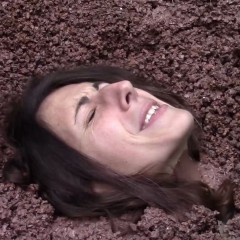 DIDVP_Leila: Nature Photographer Sinks In Quicksand